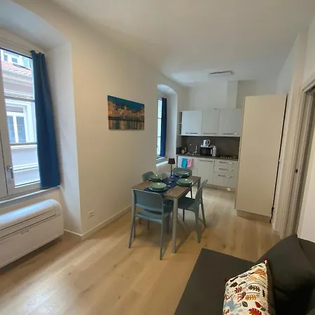 Relax A Due Passi Dal Centro! Wifi Gratis * Trieste