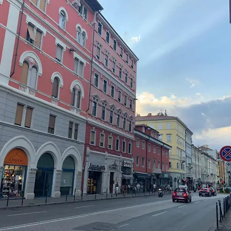Relax A Due Passi Dal Centro! Wifi Gratis Trieste